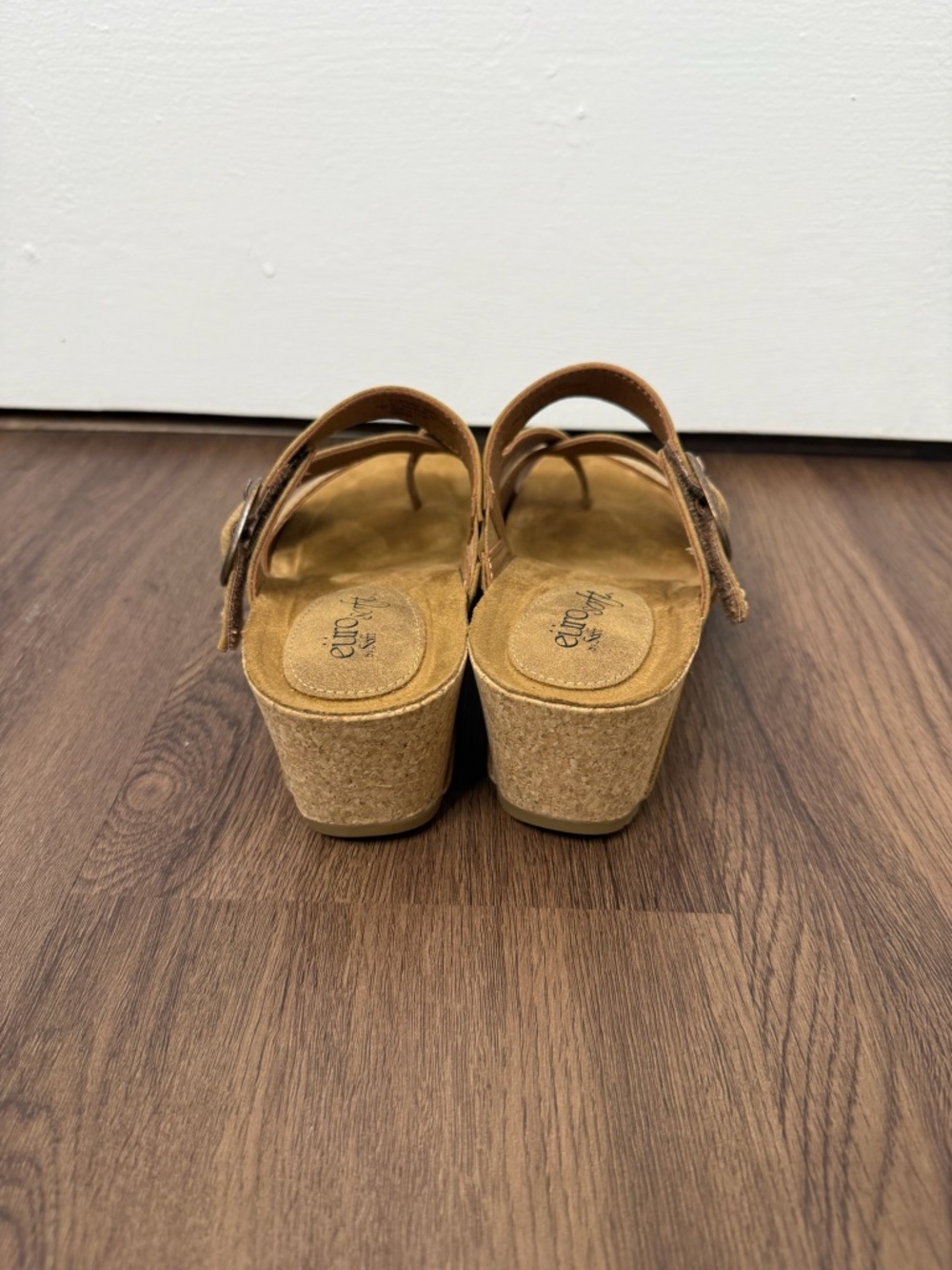 Eurosoft Women's Empire Wedge Sandal NWOT sz 7 - Picture 8 of 11